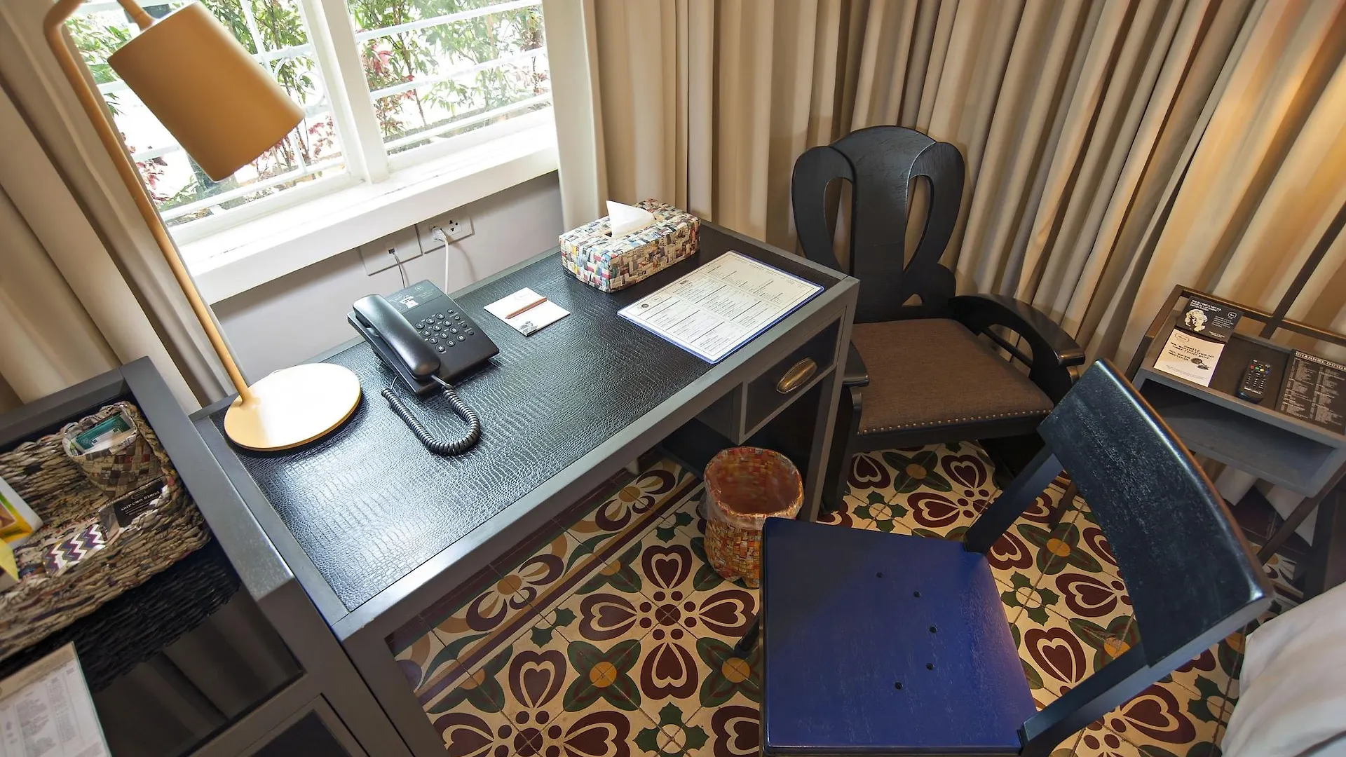 The Henry Hotel Manila Pasay 4*,