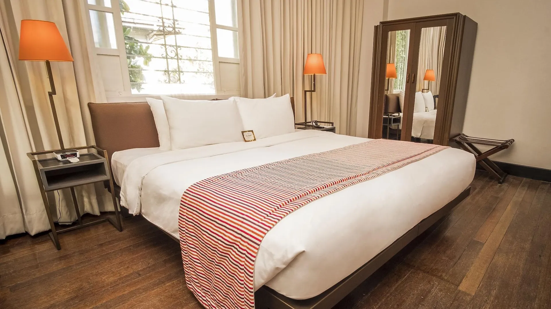 The Henry Hotel Manila Pasay Philippines
