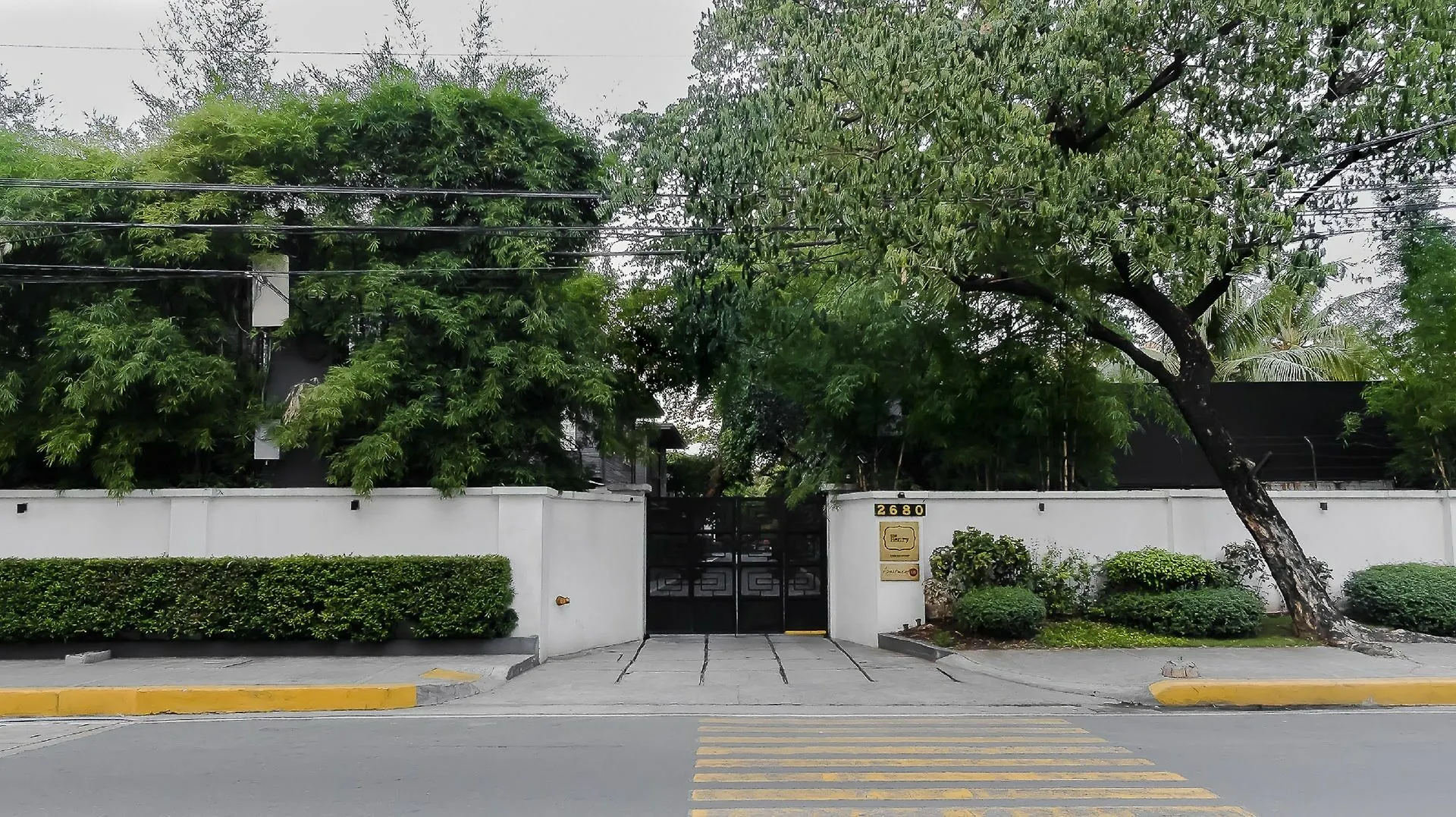 The Henry Hotel Manila Pasay