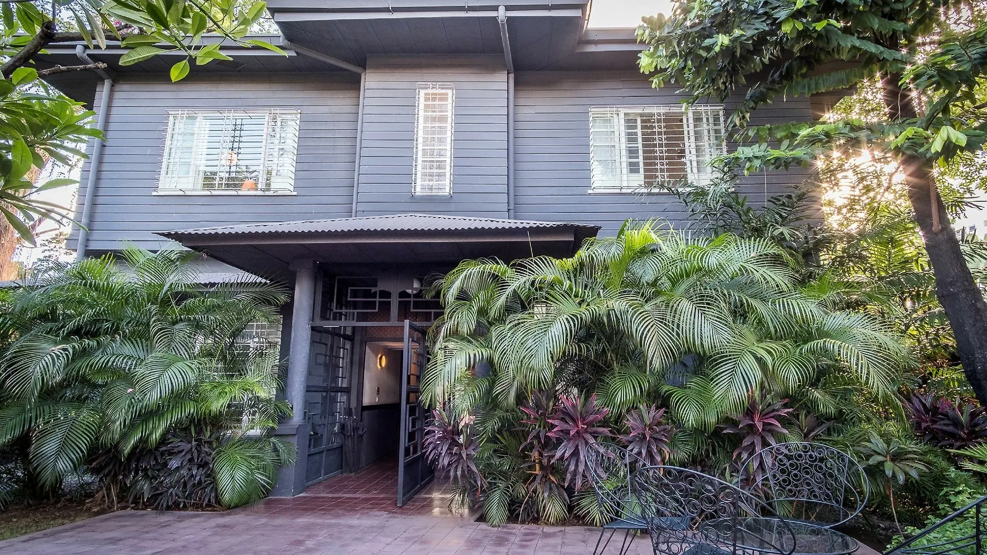 The Henry Hotel Manila Pasay