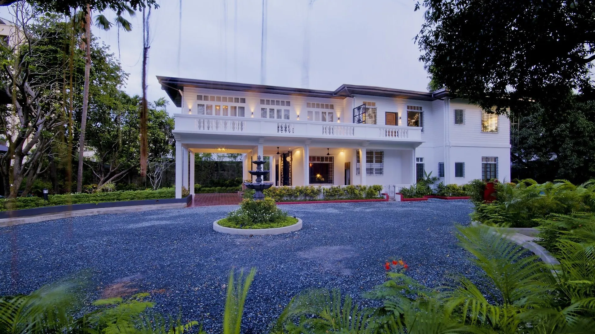 The Henry Hotel Manila Pasay