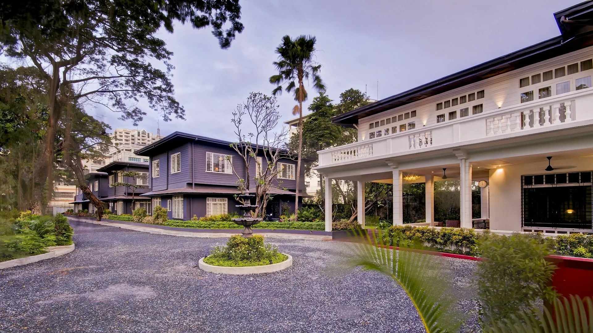 ****  The Henry Hotel Manila Pasay Philippines
